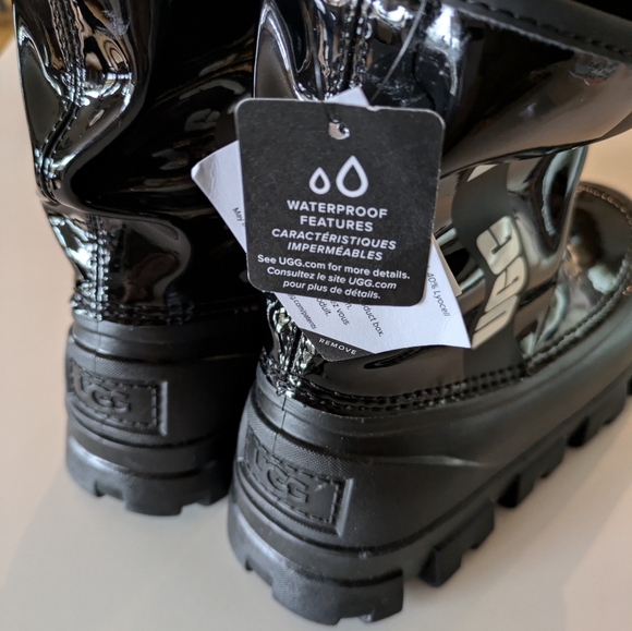 UGG Brellah Mini Boots girls size 3 black waterproof - Picture 8 of 8